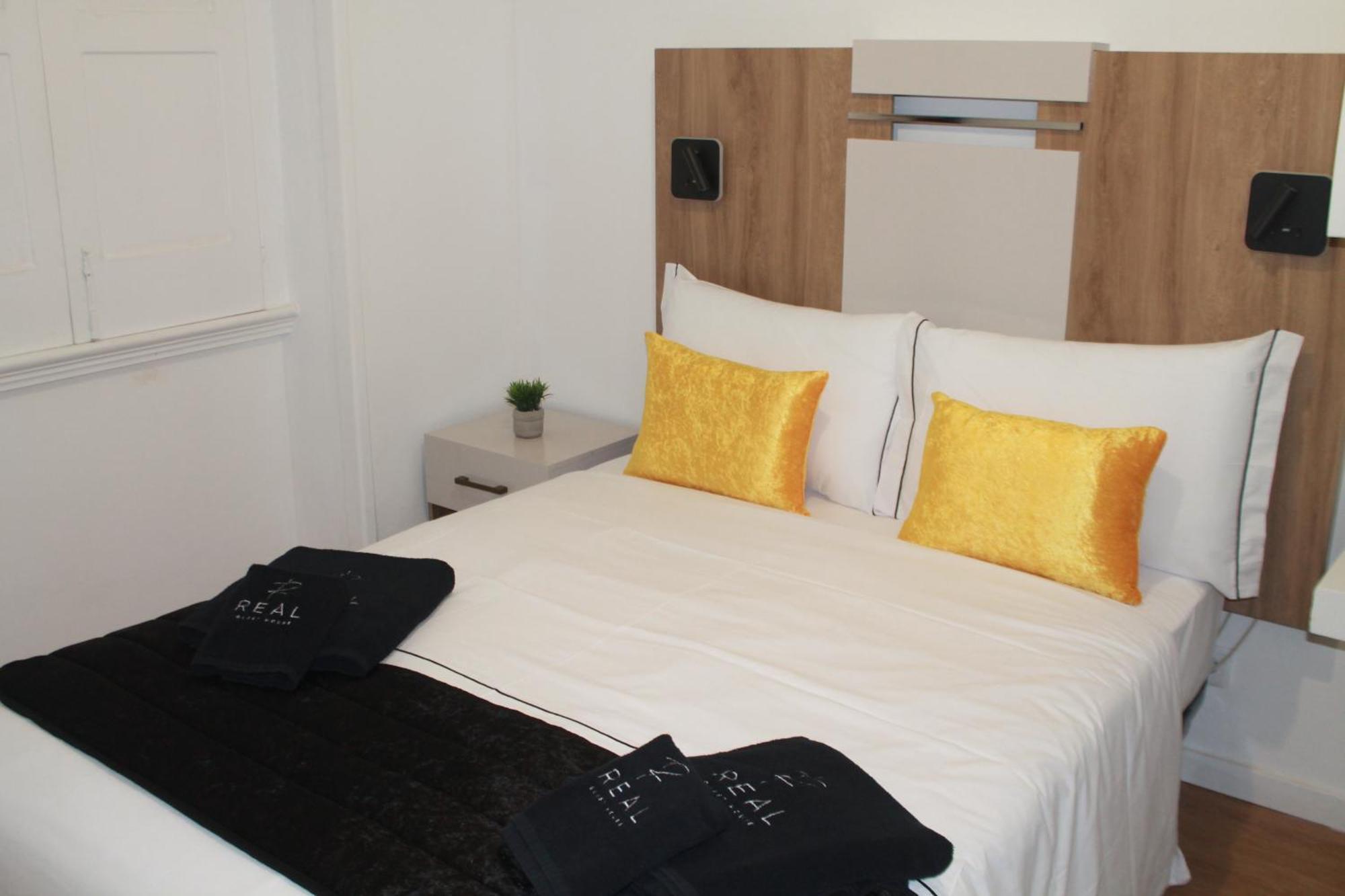 Real Guest House Costa da Caparica Exterior photo