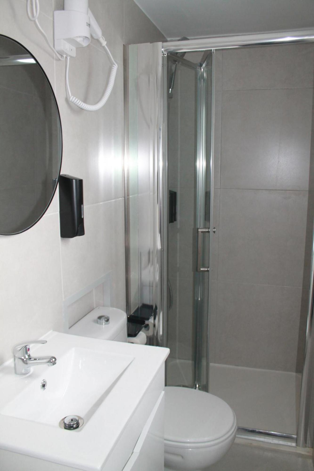 Real Guest House Costa da Caparica Exterior photo